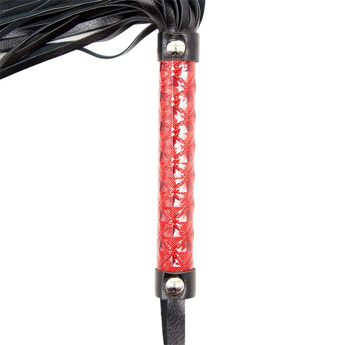 Flogger Patron de Diamante y Mango de Metal 39 cm Rojo