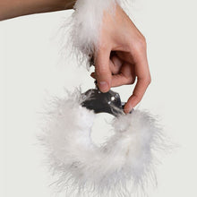 Comprar ADRIEN LASTIC Esposas Metal Con Plumas Blancas – Accesorio Elegante Para Juegos de Pareja-Noxtic