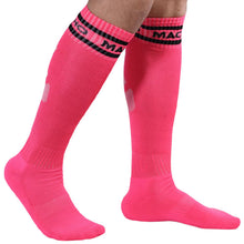 MALE - LONG SOCKS ONE SIZE RED
